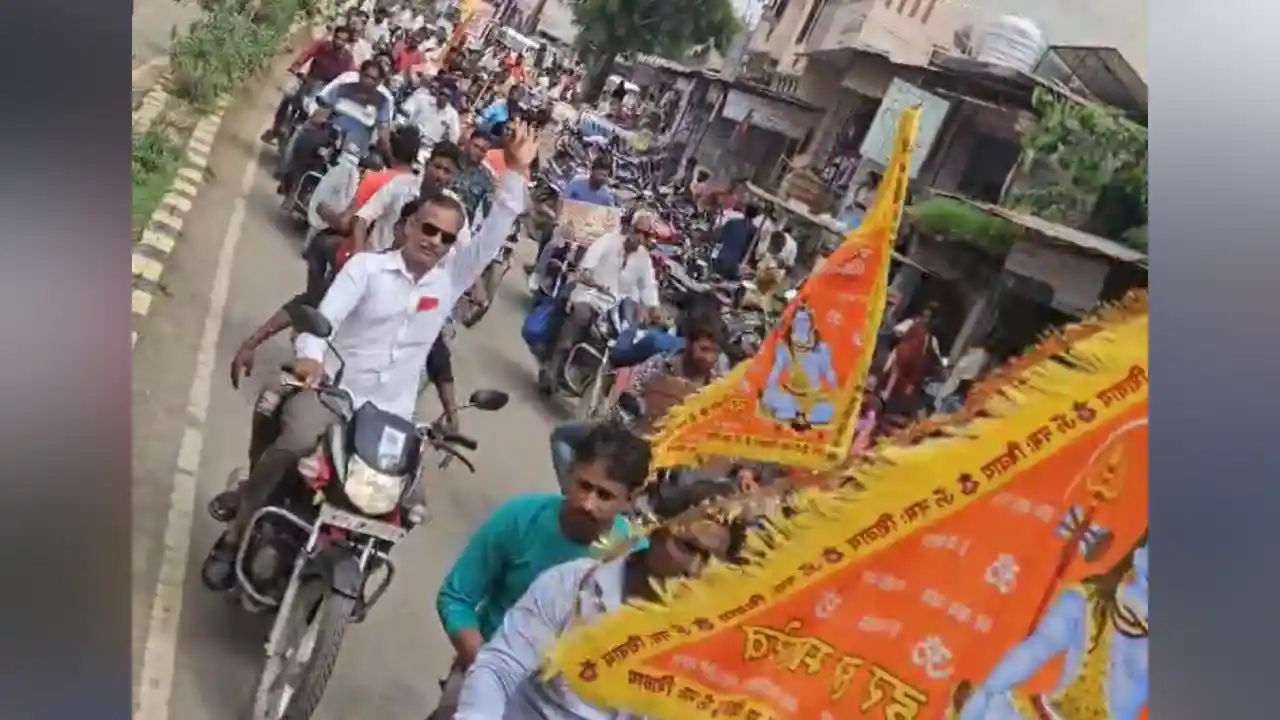 चार धामों से लाएं गये जल से किया तिलस्वा महादेव का अभिषेक