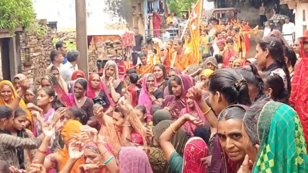 धारडी में भोले नाथ के भक्तो ने कावड़ यात्रा निकली