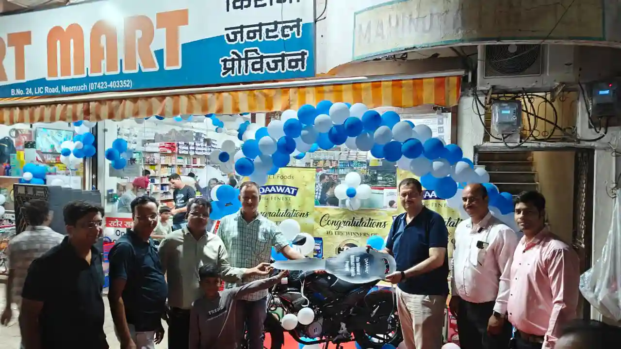 दावत गोल्ड लाइफ प्रोग्राम के अंतर्गत एक्सपर्ट मार्ट ने जीती हीरो एक्सट्रीम बाइक