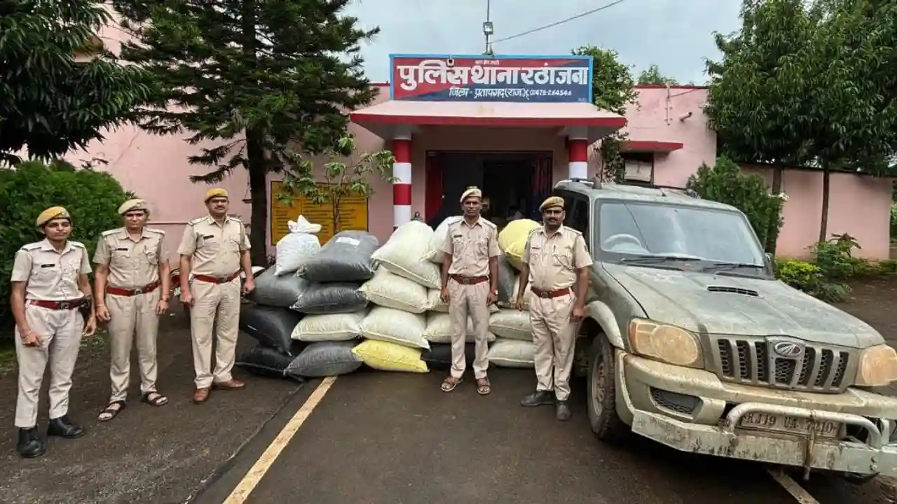 409 किलो 25 ग्राम अवैध अफीम डोडाचुरा को जब्त कर स्कॉर्पियों को किया जब्त