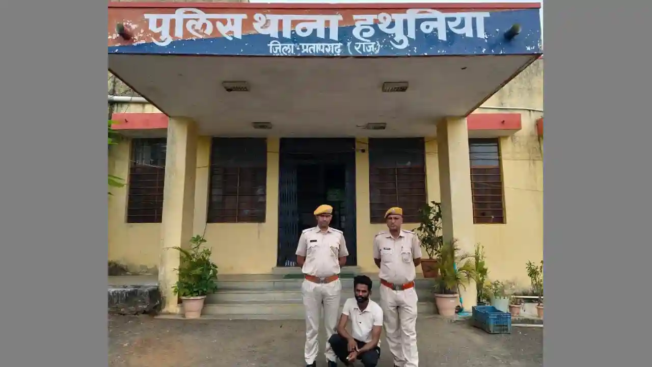 धारदार छुर्रे के साथ एक अभियुक्त को किया गिरफ्तार