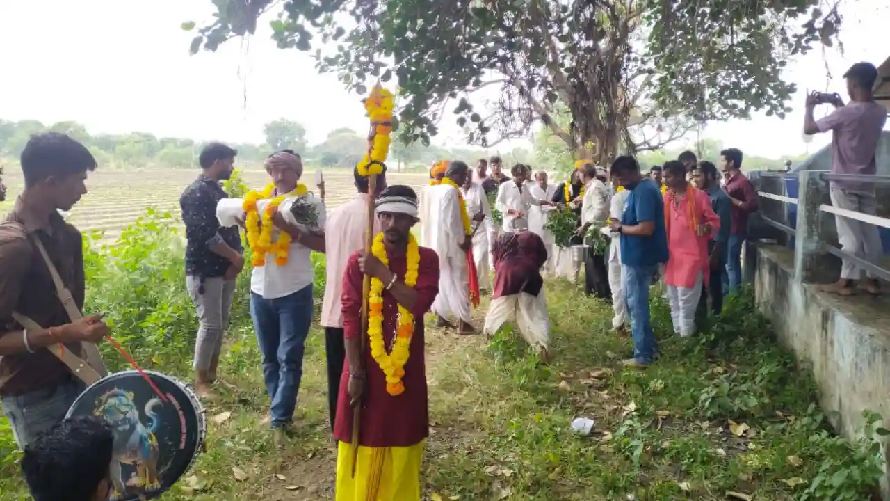 श्री गुर्जरखेड़ा धाम जावी में नवमी को वाड़ी विसर्जन के बाद हुए छमाही भविष्यवाणी