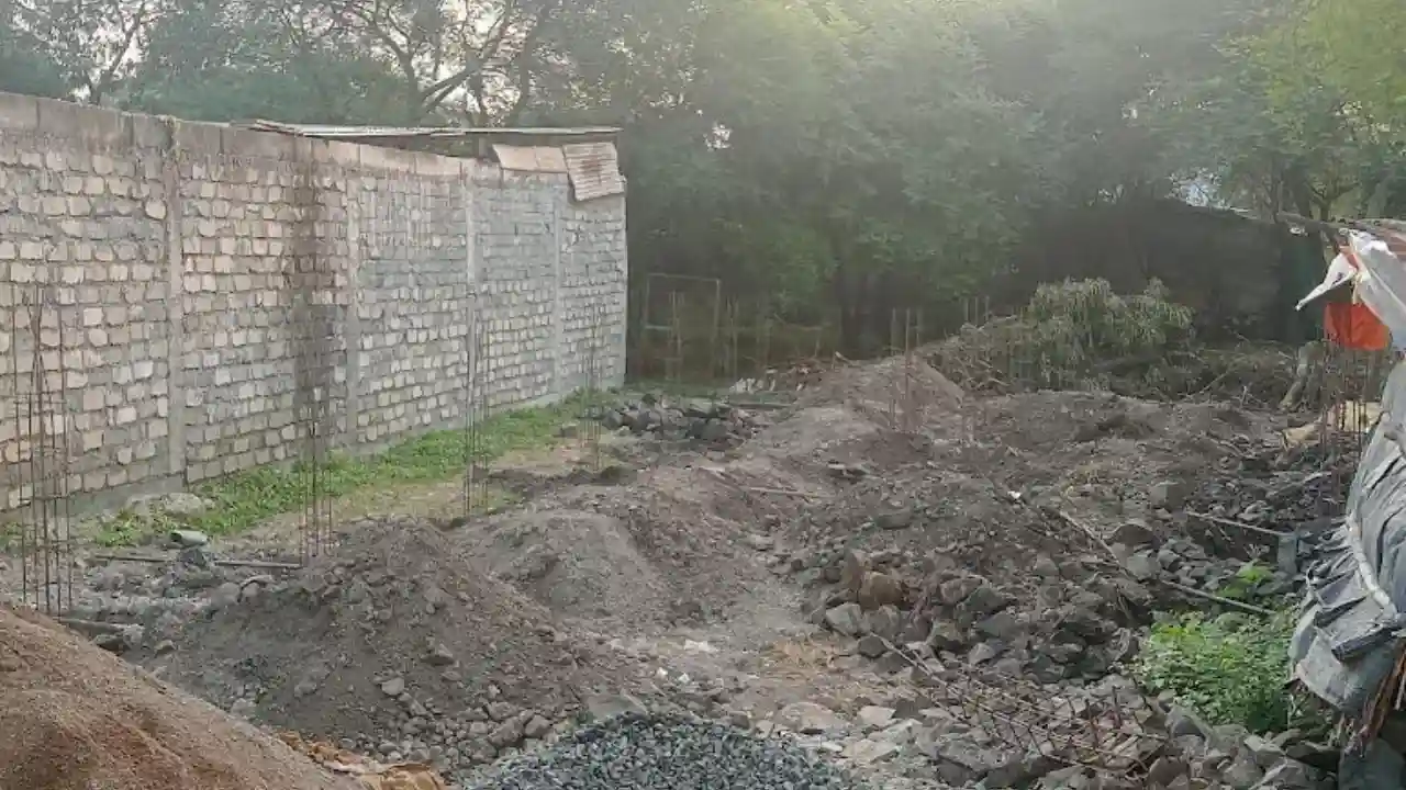 ग्राम टकरावद में पोरवाल समाज के लोगों की जमीन पर अवैध कब्जा, पीड़ितों ने कलेक्टर, एसपी को जनसुनवाई में दिया आवेदन