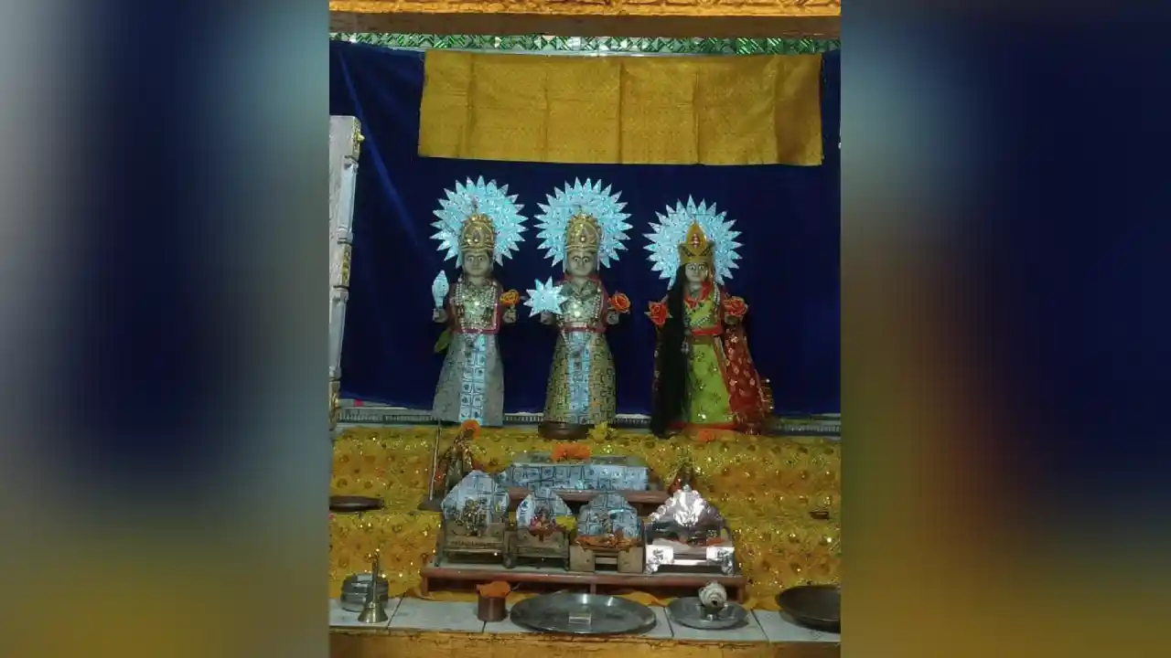 समस्त जाटव जटिया पंचों को सूचित किया जाता है कि श्री राम जानकी मंदिर भाटखेड़ी की 6 माह की मीटिंग