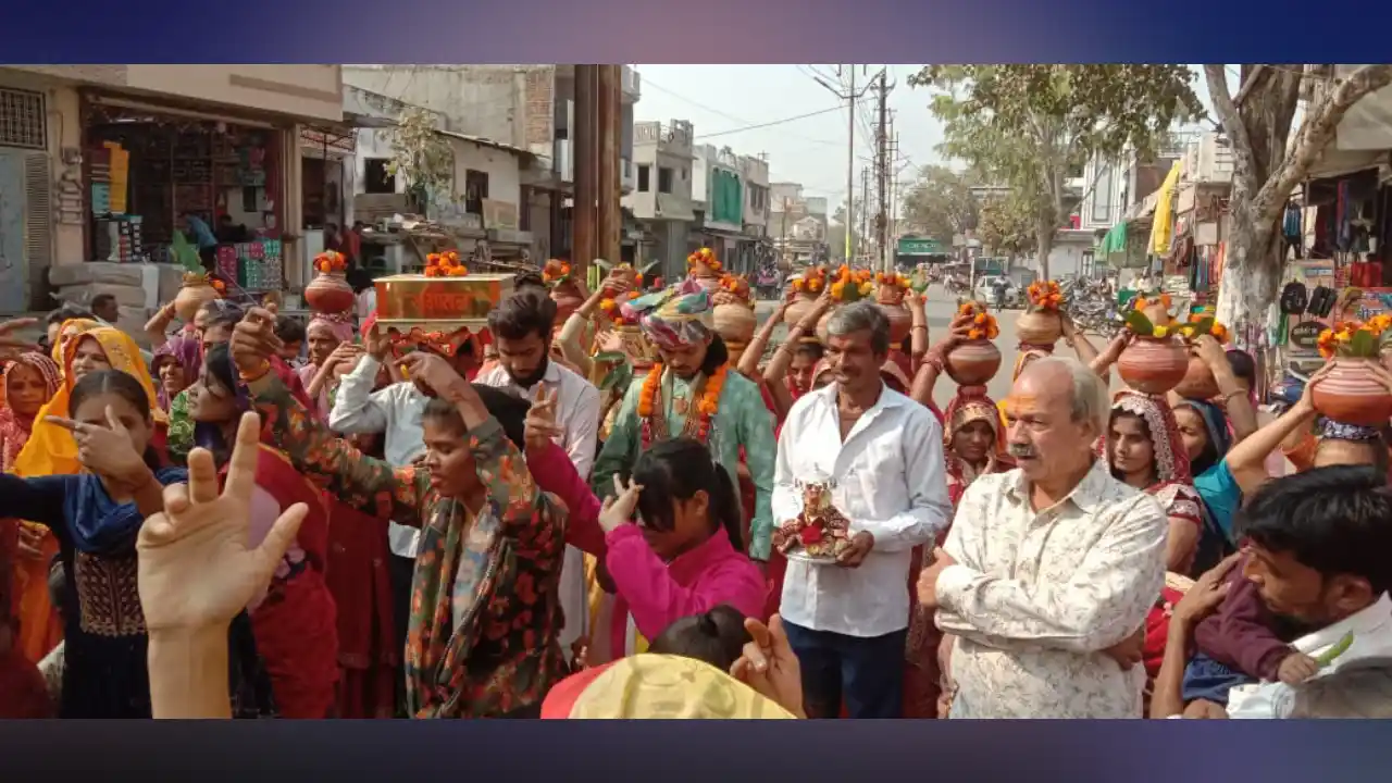 कलश यात्रा के साथ पंचमुखी बालाजी मंदिर में नानी बाई के मायरे का शुभारंभ