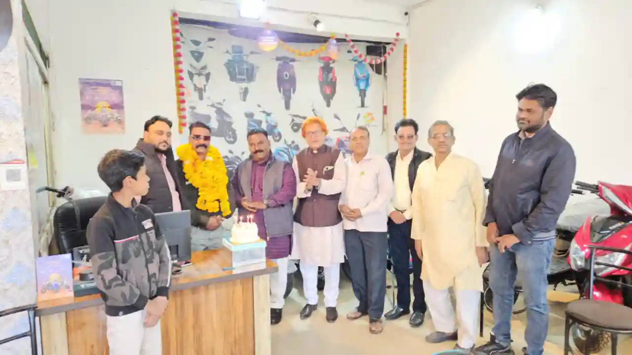 भा.ज.पा मोर्चा जिला अध्यक्ष का मनाया जन्मदिन।