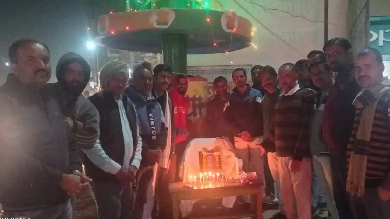 प्रधानमंत्री मनमोहन सिंह के निधन पर सिंगोली नगरवासियों ने दी श्रृध्दांजलि