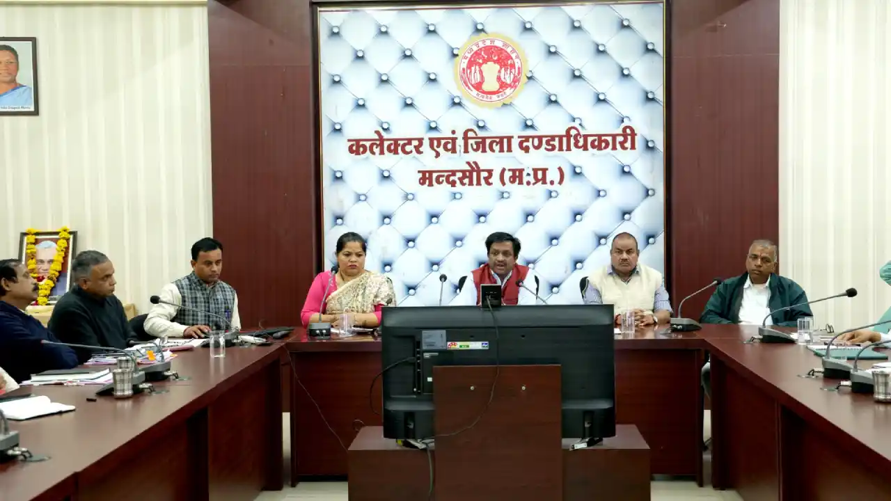 सभी अधिकारी अपने कर्तव्यों का ईमानदारी से निर्वहन करें : मुख्य अतिथि एवं पूर्व एडीएम श्री राजावत