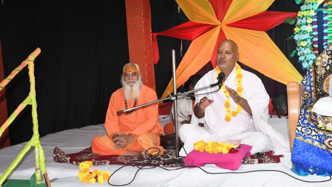 श्रद्धा और प्रीतिपूर्वक भजन करने वाले को कण-कण में भगवान के दिव्य दर्शन होने लगते है- संत श्री अमृतरामजी महाराज पुष्कर