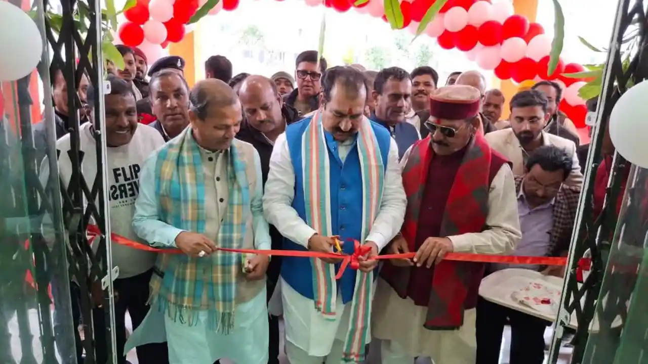 एशिया की सबसे बड़ी कृषि उपज मंडी में कार्यालय और बैंक का हुआ शुभारंभ