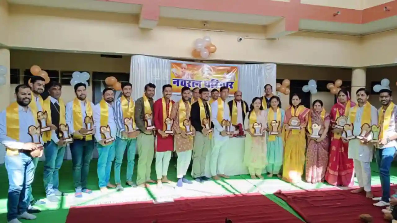 नवरत्न परिवार द्वारा आयोजित यात्रिक एवं तपस्वी बहुमान में यात्रियों द्वारा ली शपथ बना चर्चा का विषय