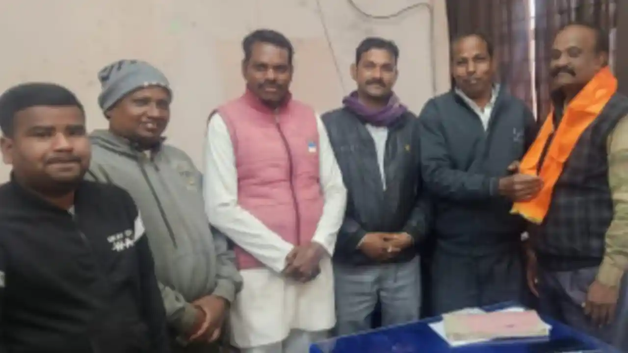 संभाग महामंत्री ने वनवासी कृषि ग्रामीण मजदूर संघ नीमच के पदाधिकारीयों के साथ की बैठक!