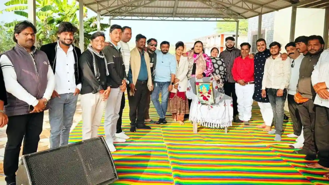 नववर्ष के उपलक्ष्य मे संगीत कलाकारों का मिलन समारोह संपन्न हुआ