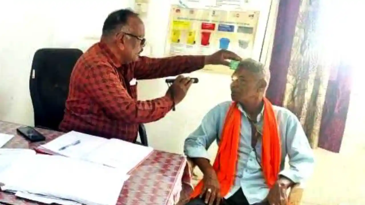 जिला चिकित्सालय मे 42 मोतियाबिंद मरीजों का किया गया निःशुल्क ऑपरेशन