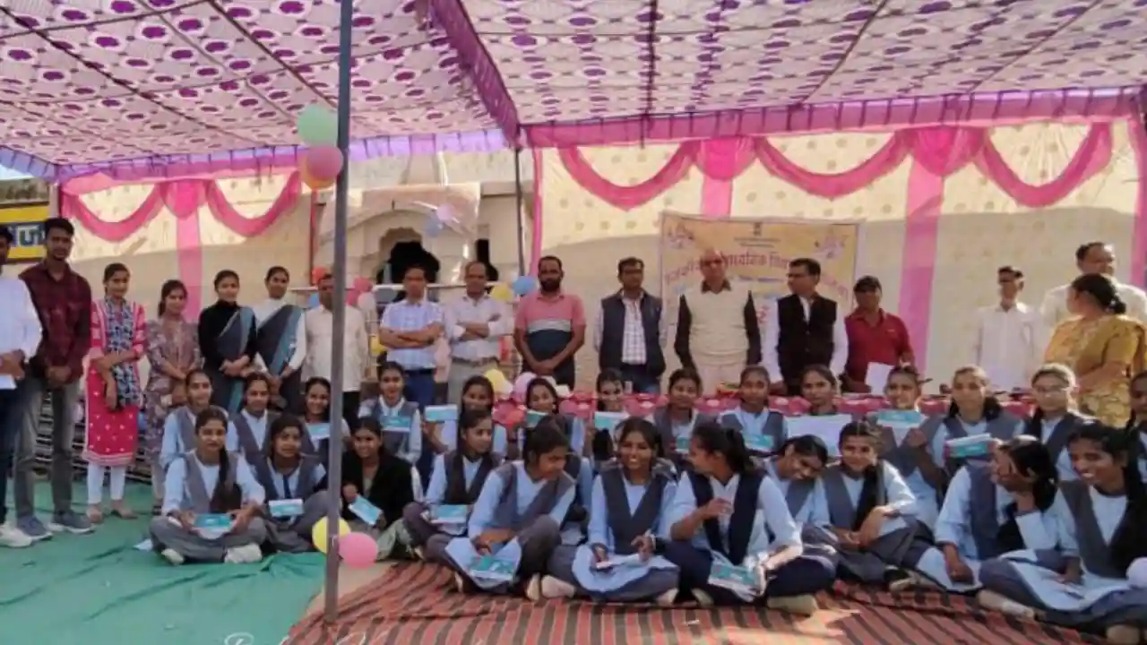 विभिन्न क्षेत्रों के वक्ताओं ने विद्यार्थियों को दिए करियर विकल्पों की जानकारी