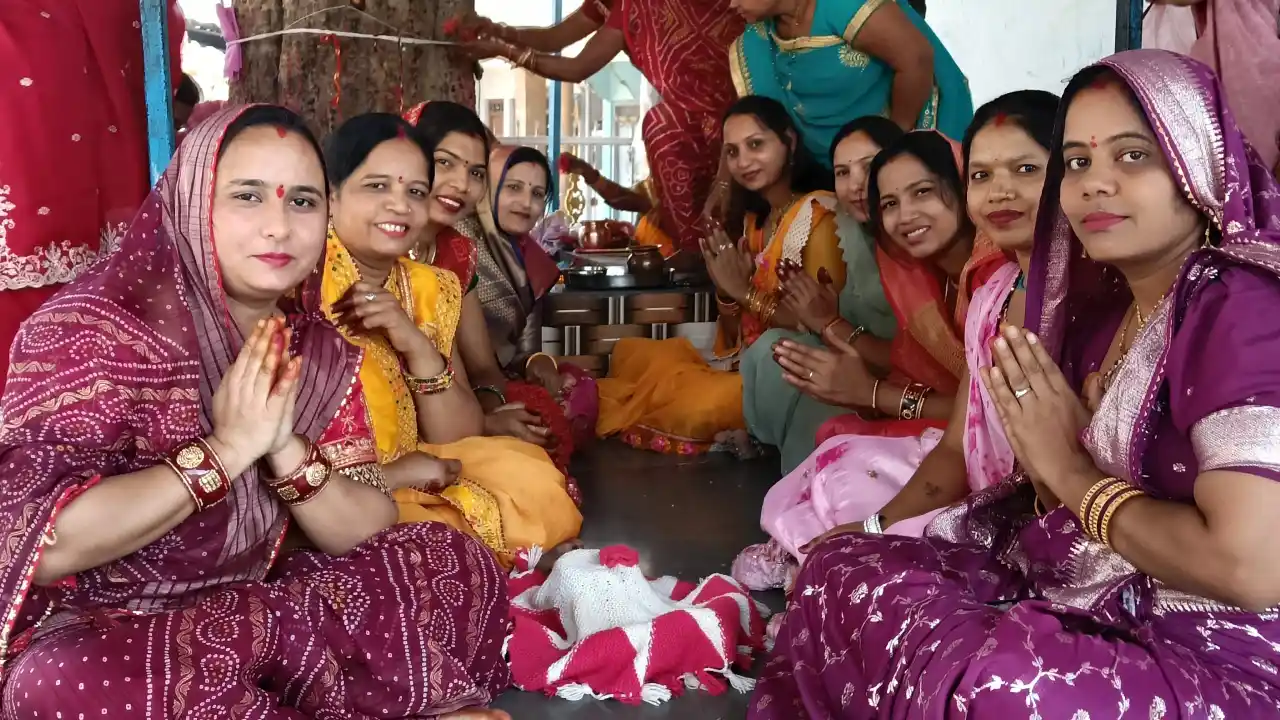 कुकडेश्वर में पीपल माता की पूजा अर्चना: आस्था, श्रद्धा और भक्ति का अद्भुत संगम
