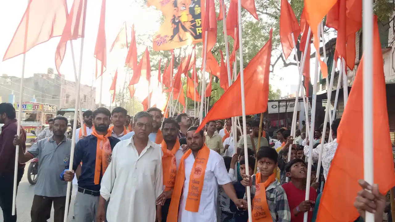 कुकड़ेश्वर में श्री रामनवमी पर श्रद्धा और उल्लास के साथ निकली भव्य भगवा रैली