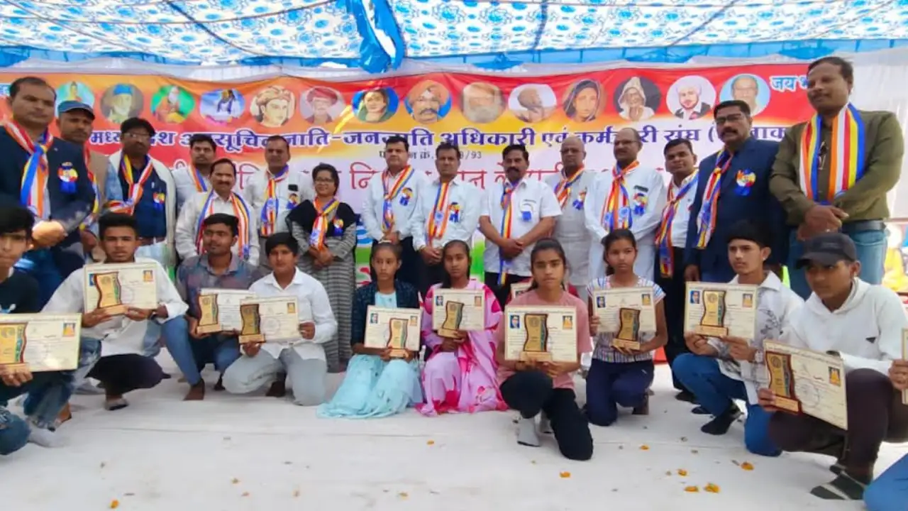 शिक्षा शेरनी का दूध हे जो पियेगा वो दहाड़ेंगा... श्री सोलंकी..!