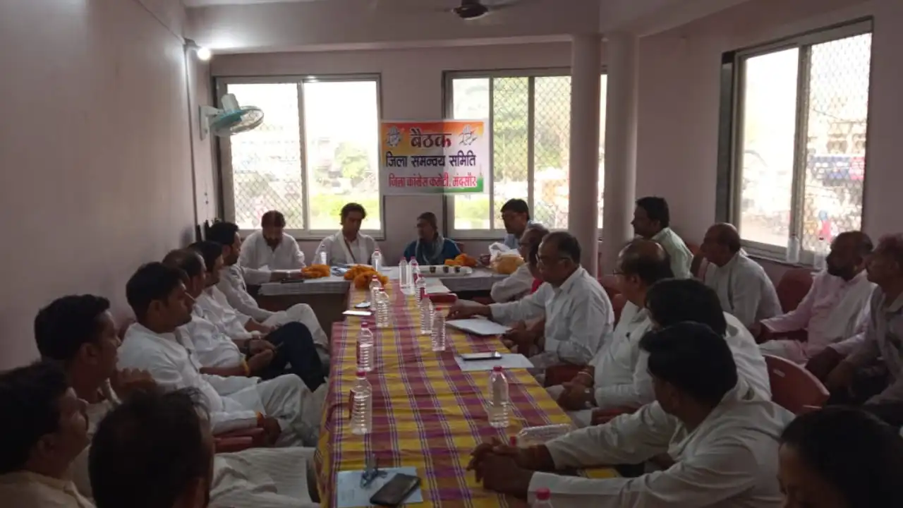 आम जन की लड़ाई लड़ने के लिए हमें तैयार रहना चाहिए - जयवर्धन सिंह