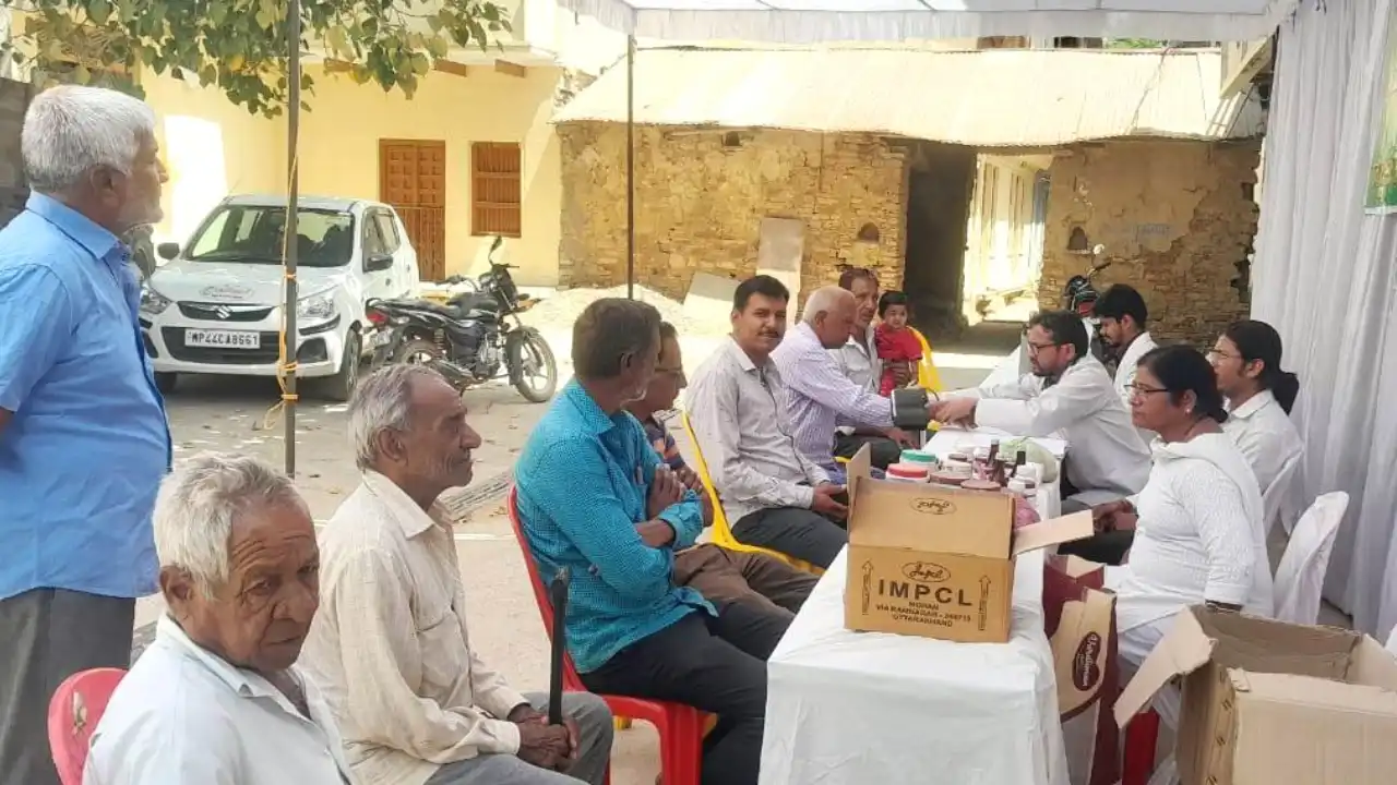 जनकपुर में आयुष स्वास्थ्य शिविर संपन्न
