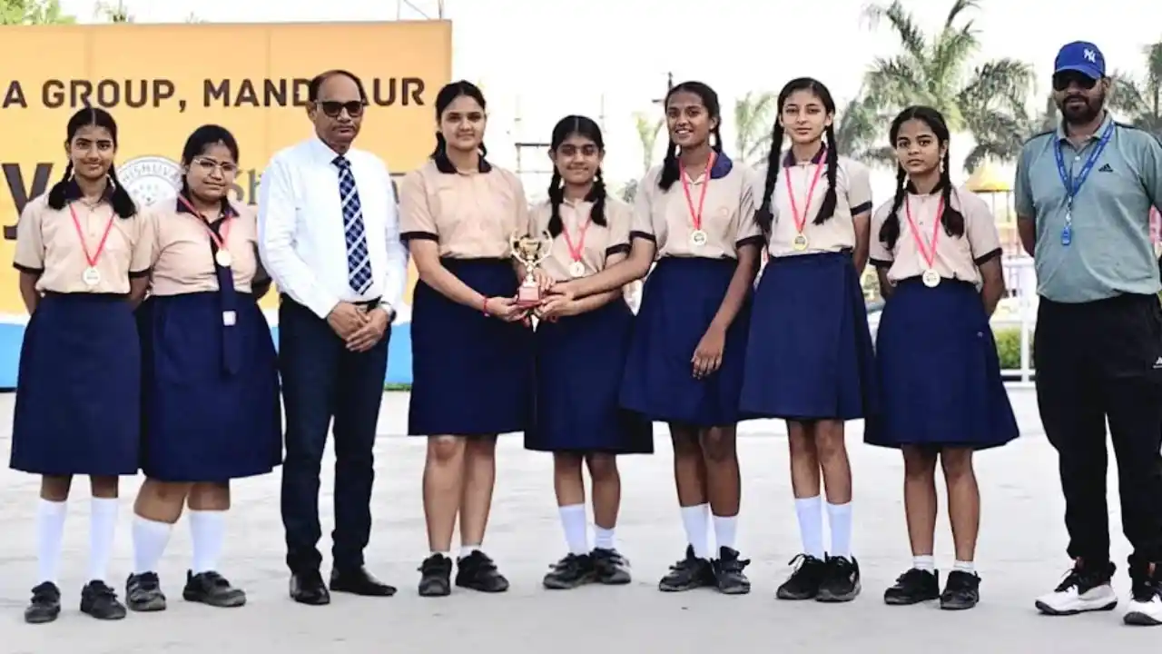 एडीफाय शिशुवन स्कूल ने इंटर स्कूल टूनार्मेंट में शानदार प्रदर्शन करते हुए बाजी मारी