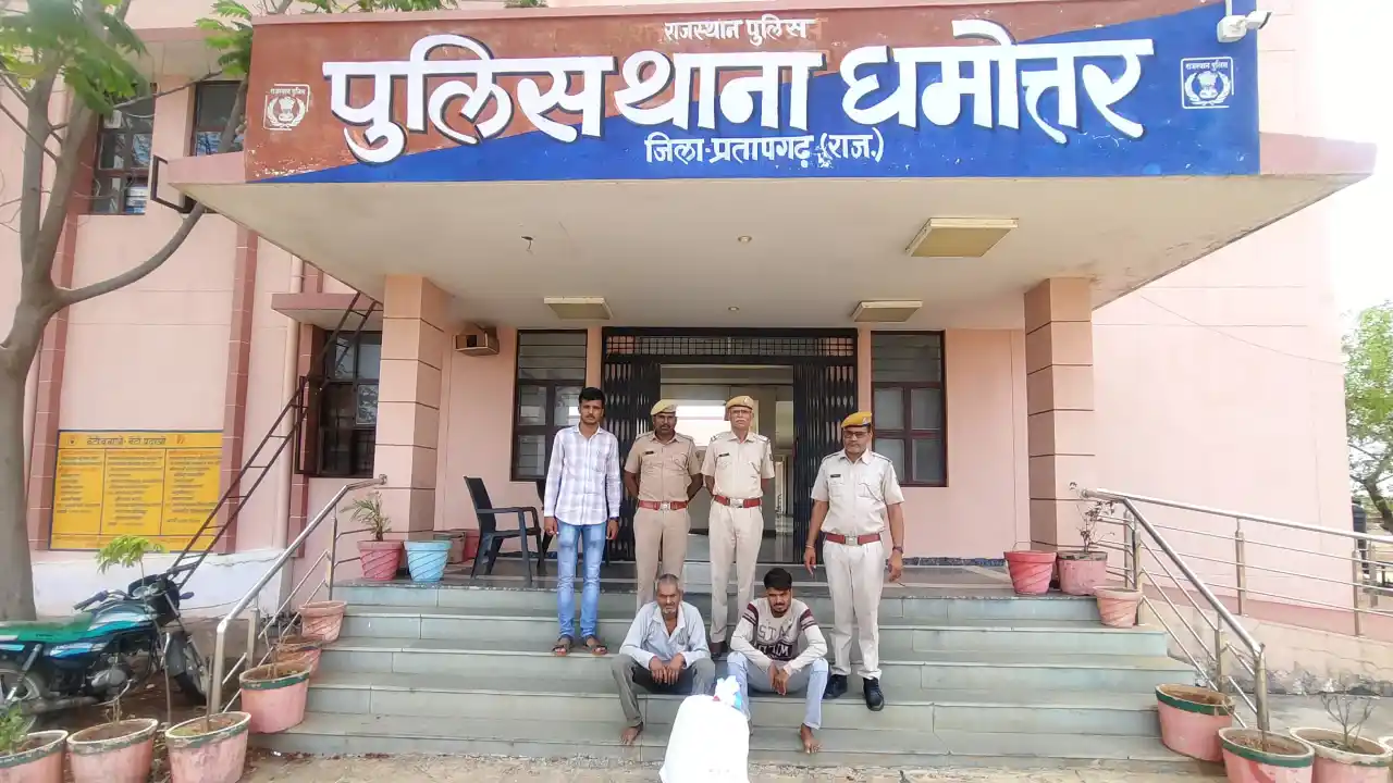 बीमारी के बहाने एम्बुलेंस किराये कर अवैध डोडाचूरा परिवहन करते दो अभियुक्त को किया गिरफ्तार