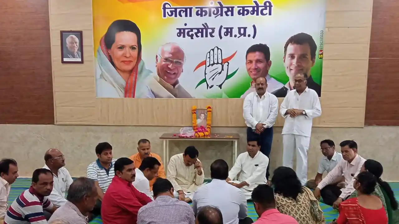राजीव जी का आधुनिक भारत के नवनिर्माण मैं महत्वपूर्ण योगदान - रातडिया