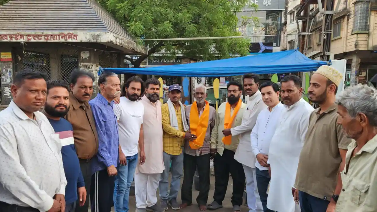 अंतर्राष्ट्रीय मजदूर दिवस पर पथ विक्रेता मजदूर हुवे सम्मानित!