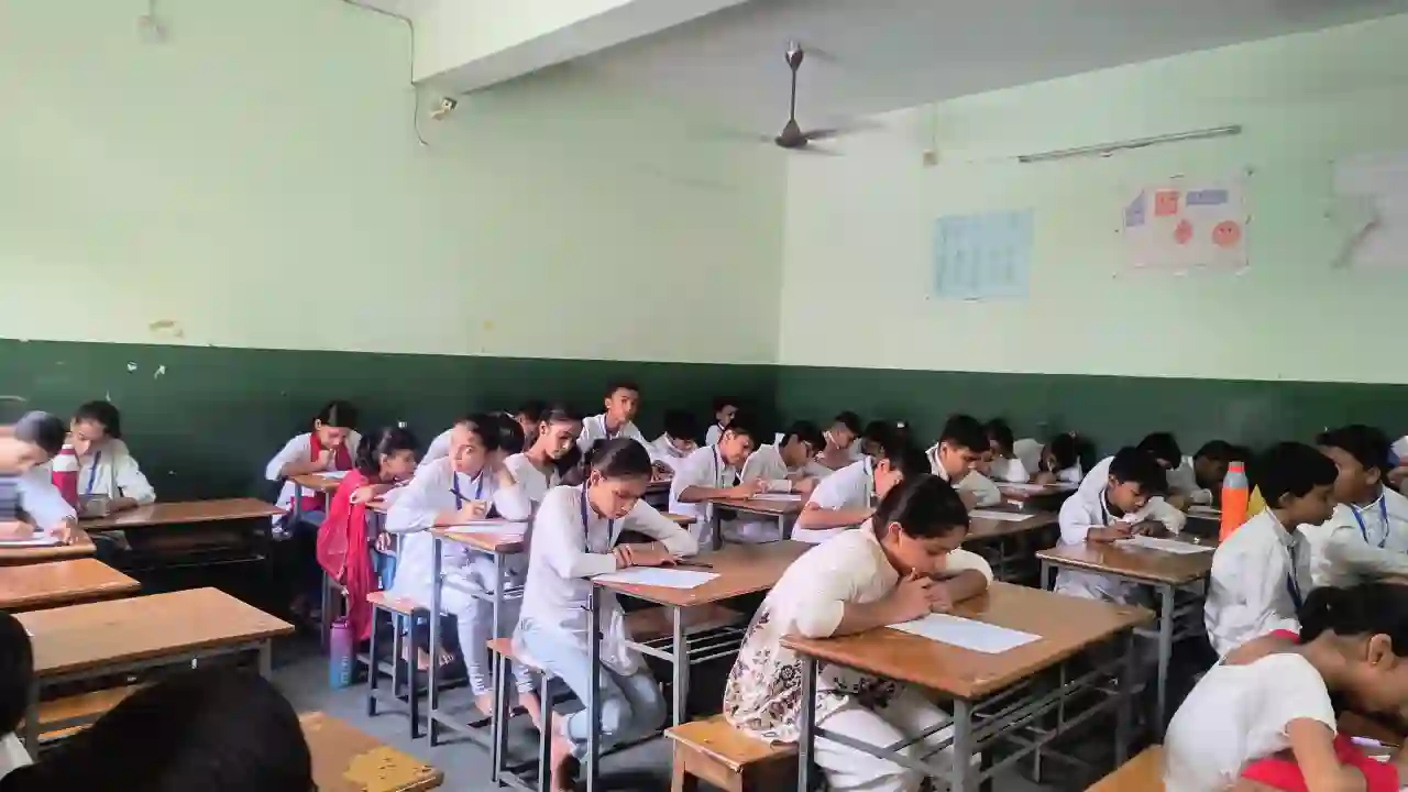 सकल जैन समाज द्वारा आयोजित जैनत्व संस्कार शिक्षण बाल शिविर में दंत स्वास्थ्य सत्र एवं परीक्षा का आयोजन