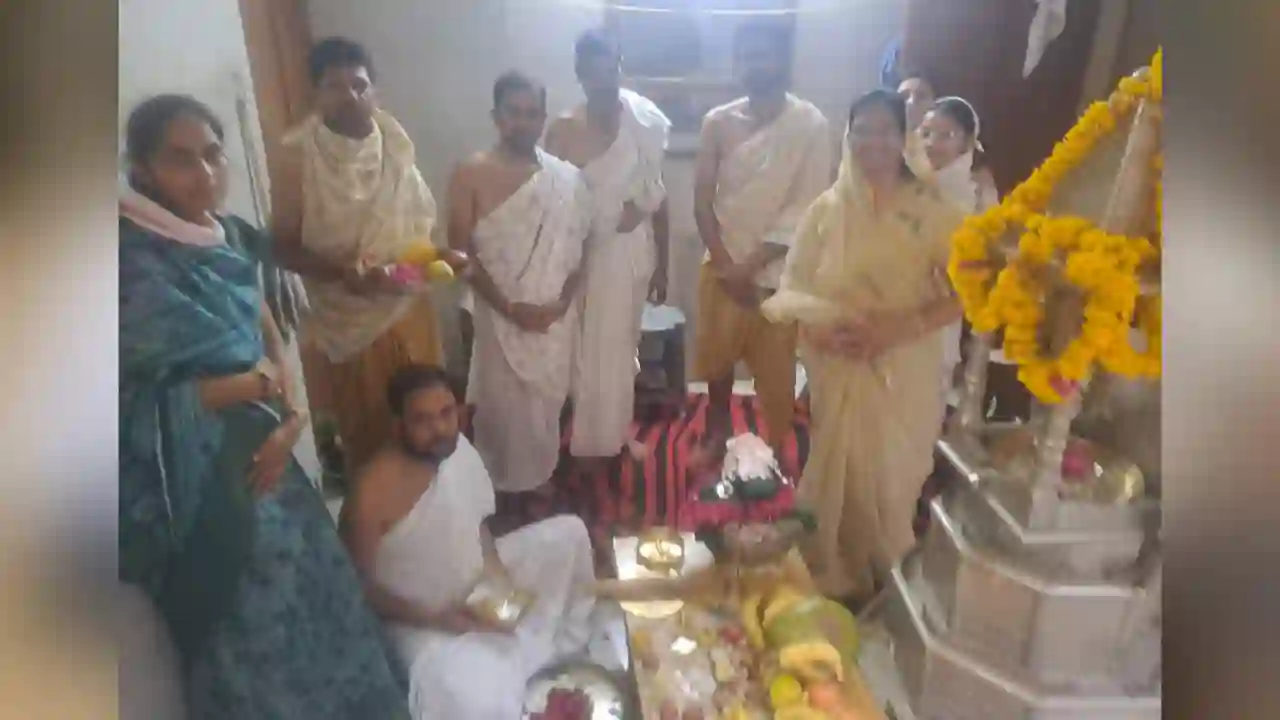 मुनी श्री सुवृतस्वामी मंदिर पर ध्वजा महोत्सव का आयोजन