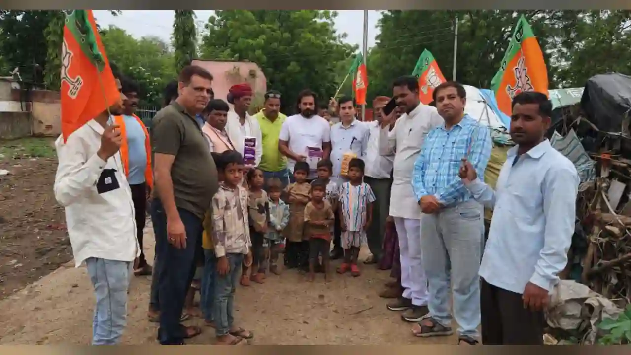 राष्ट्रीय मानव अधिकार संगठन ने मनाया आदिवासी बच्चों के बीच राष्ट्रपति द्रोपदीमुर्मू जी का जन्म दिवस