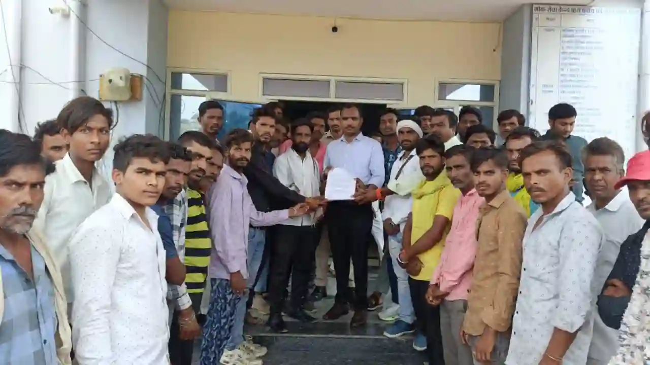 जय आदिवासी युवा शक्ति द्वारा इंजी. विलेश खराड़ी की रिहाई के लिए दिया ज्ञापन