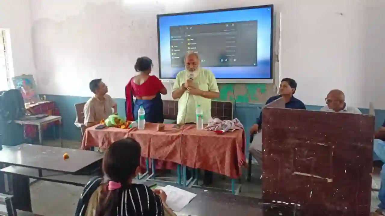 बौद्धिक विकास, से ही भविष्य का निर्धारण होता है। महेश लोहार काउंसलर पुणे विश्वविद्यालय