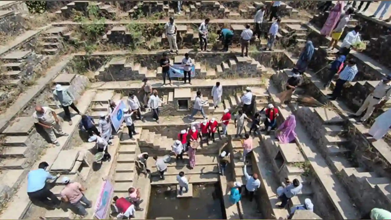 अब बदला-बदला सा नजर आ रहा है प्राचीन बावडि़यों का स्‍वरूप