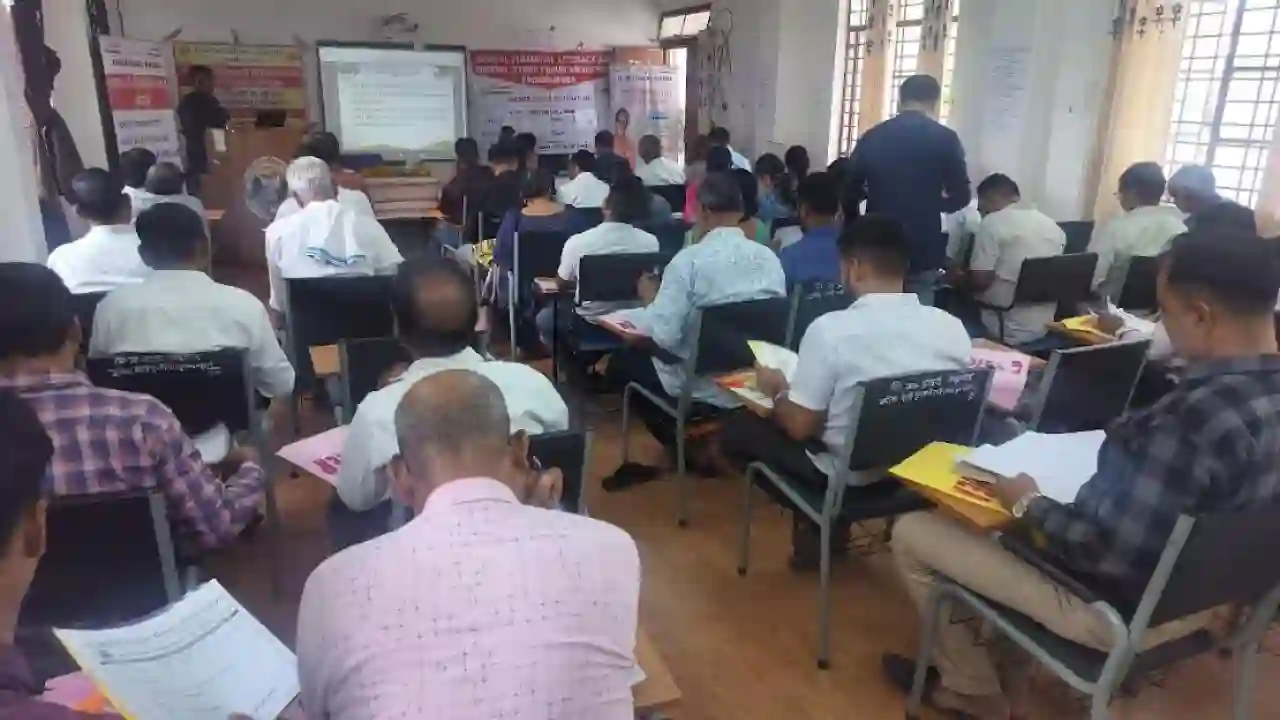 डाईट कॉलेज मन्दसौर में पीएम श्री स्कूल के शिक्षको को सायबर धोखाधड़ी से बचाव के लिए कार्यशाला सम्पन्न