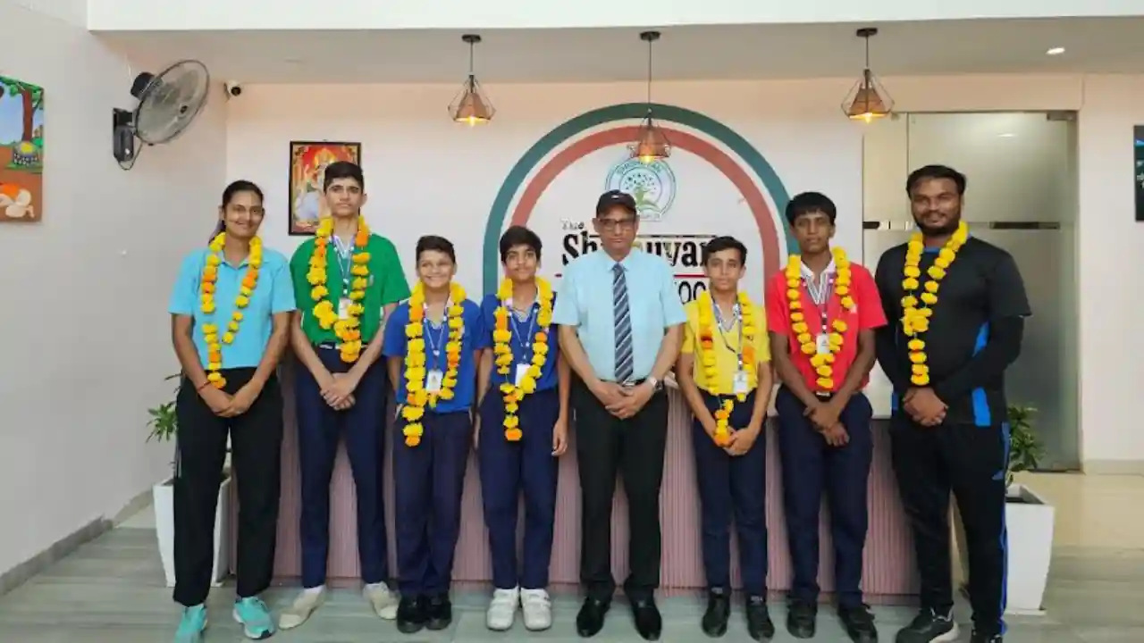 मंदसौर की बास्केटबॉल टीम ने बढ़ाया  प्रदेश स्तर पर मान, शिशुवन के छात्र रुद्र प्रताप का राष्ट्रीय स्तर के लिए हुआ चयन