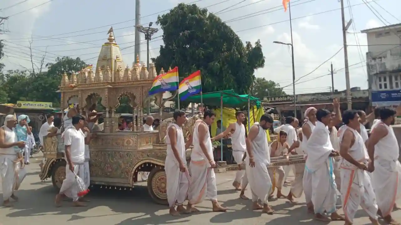 भव्य श्रीजी शौभायात्रा के साथ क्षमावाणी पर्व मनाया गया