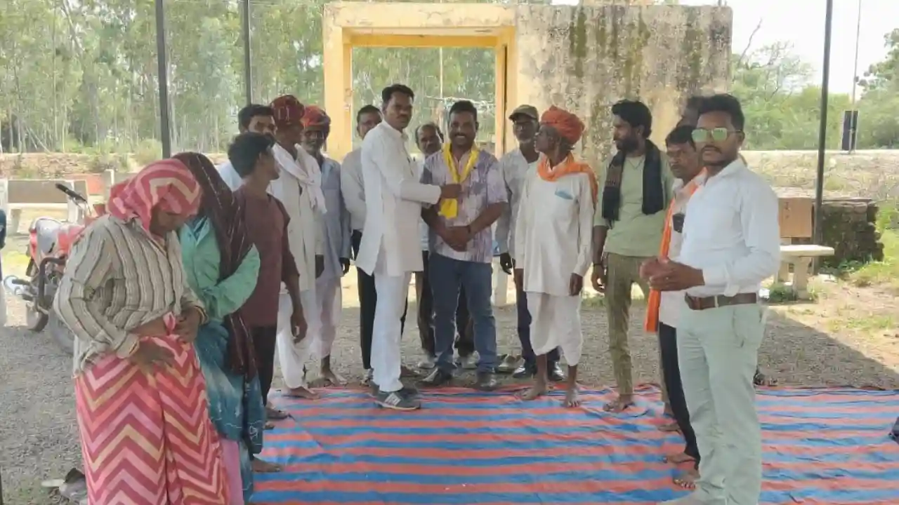 अखिल भारतीय वनवासी कृषि ग्रामीण मजदूर संघ ने किया जिला अध्यक्ष श्री रतन जी मालावत को सम्मानित !