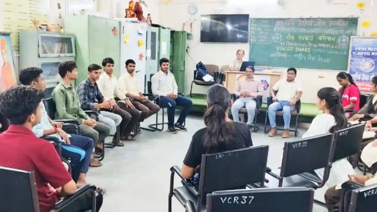 एस.एन. कॉलेज में सेवा पखवाड़े के तहत जैविक खेती पर चर्चा की