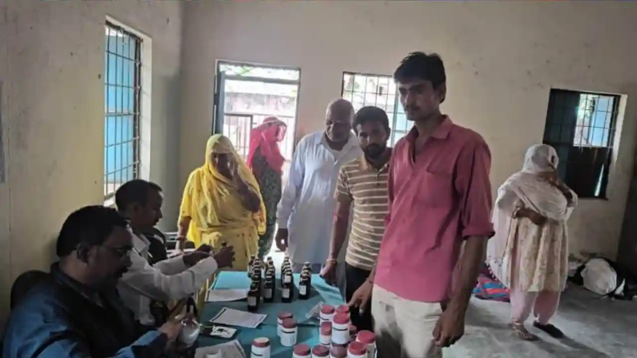 सेवा पखवाड़ा के तहत आंत्री में आयुष चिकित्‍सा शिविर आयोजित