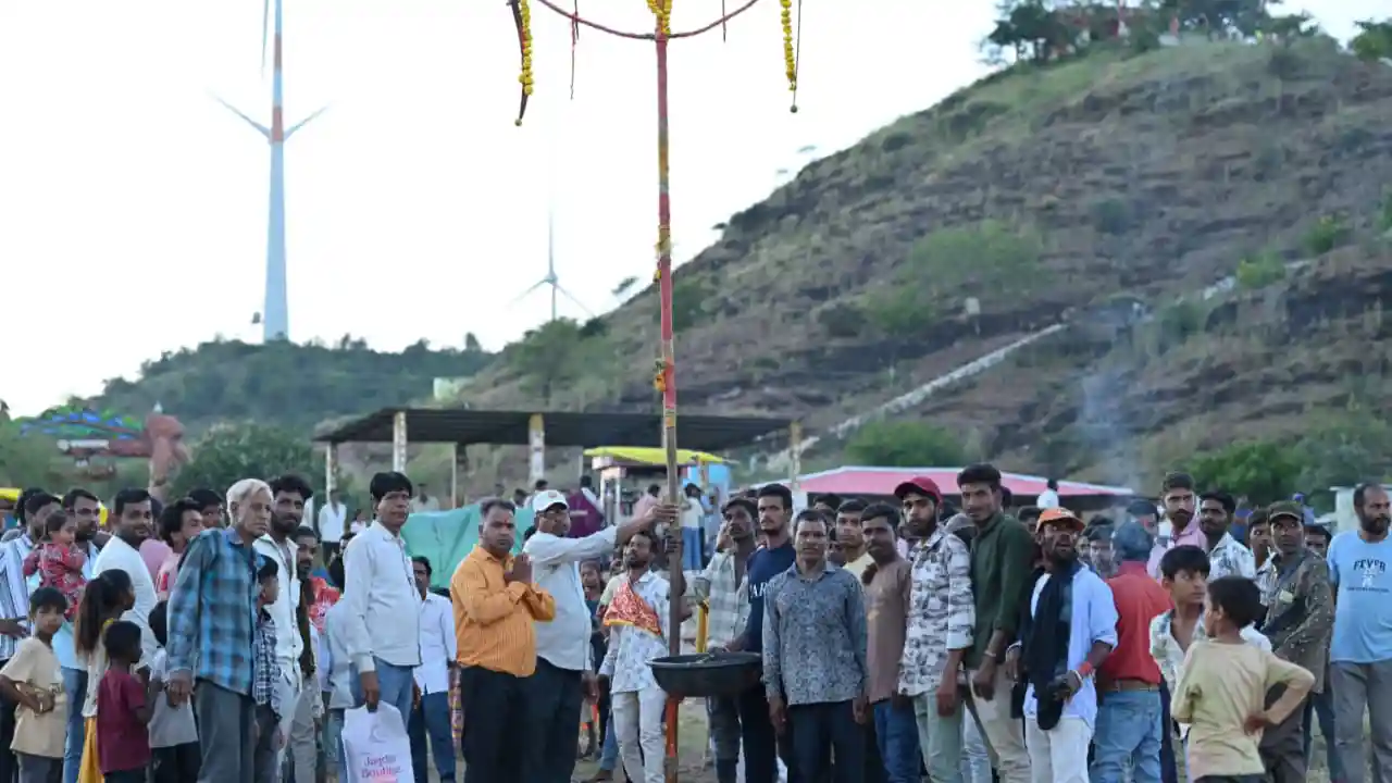 वाड़ी विसर्जन पर मां देवडूगंरी माता ने व्यापार व्यावसाय, खेती किसानी को लेकर आगंतूक क्षेत्र वाससियों दिया आर्शिवाद