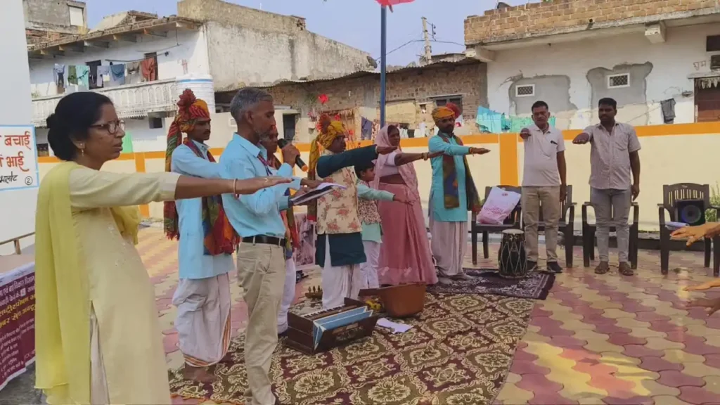 सांस्कृतिक प्रस्तुतियों के माध्यम से स्वच्छता का दिया संदेश