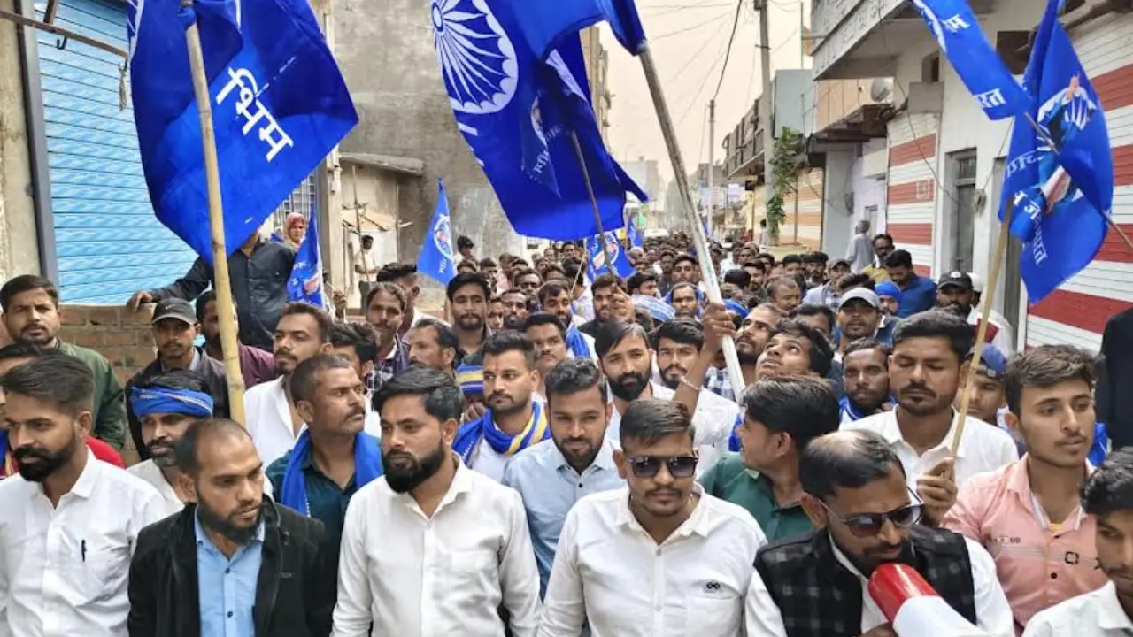 भीम आर्मी ने संविधान दिवस  पर वाहन रैली निकाली, आम सभा भी हुई