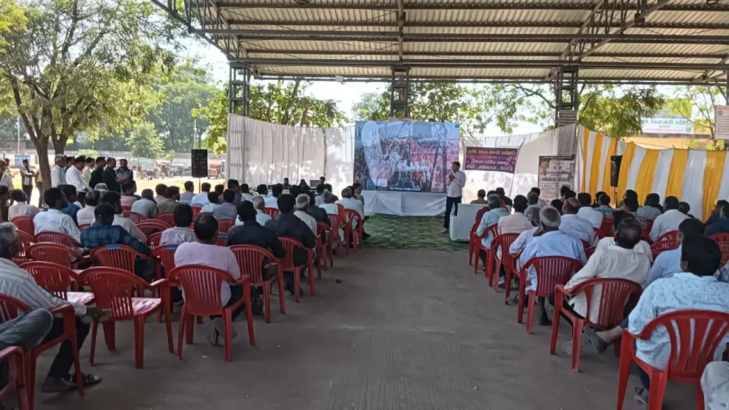 किसानों की आय में वृद्धि के लिए भावान्तर भुगतान कार्यक्रम के तहत कृषि उपज मंडी मनासा में आयोजित