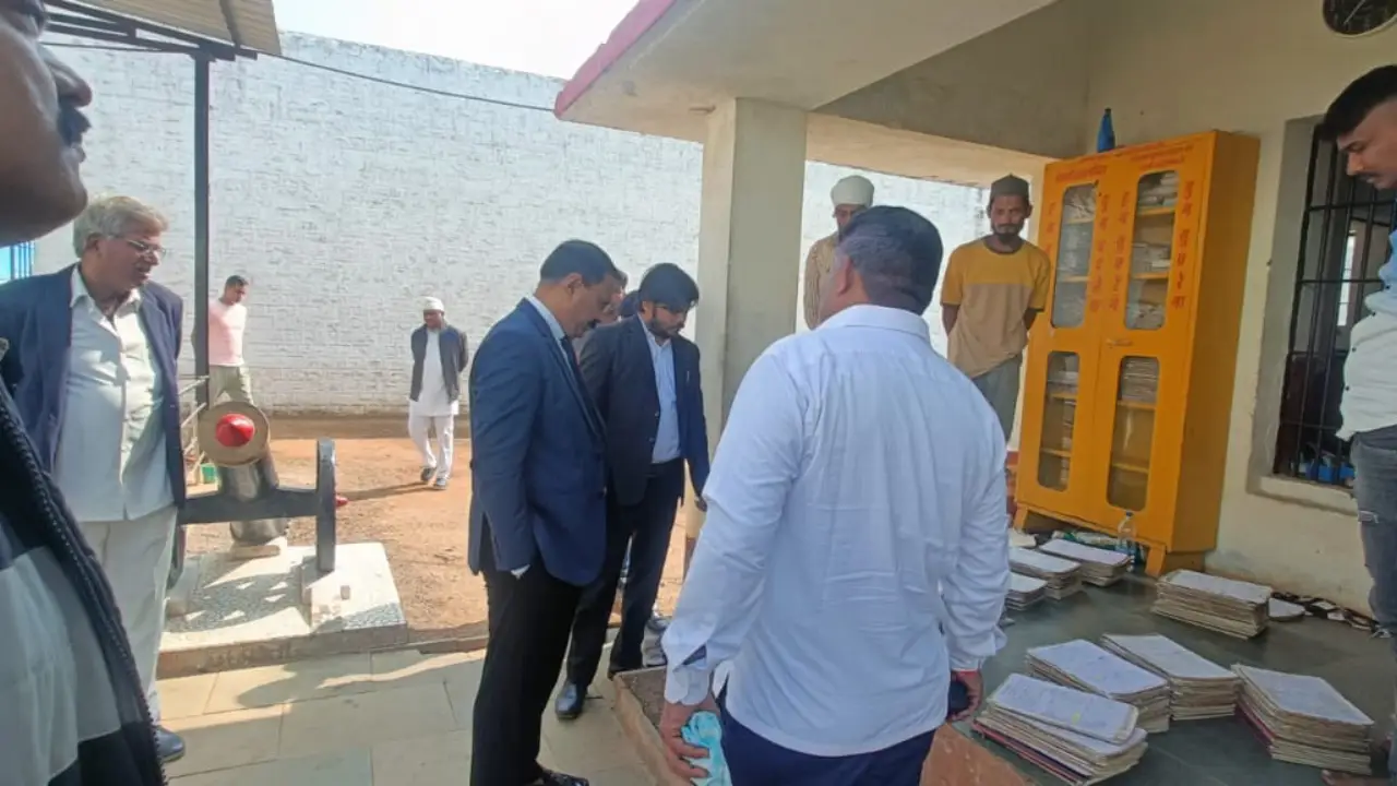 प्रधान जिला न्‍यायाधीश श्री राजपूत ने किया जिला जेल का निरीक्षण