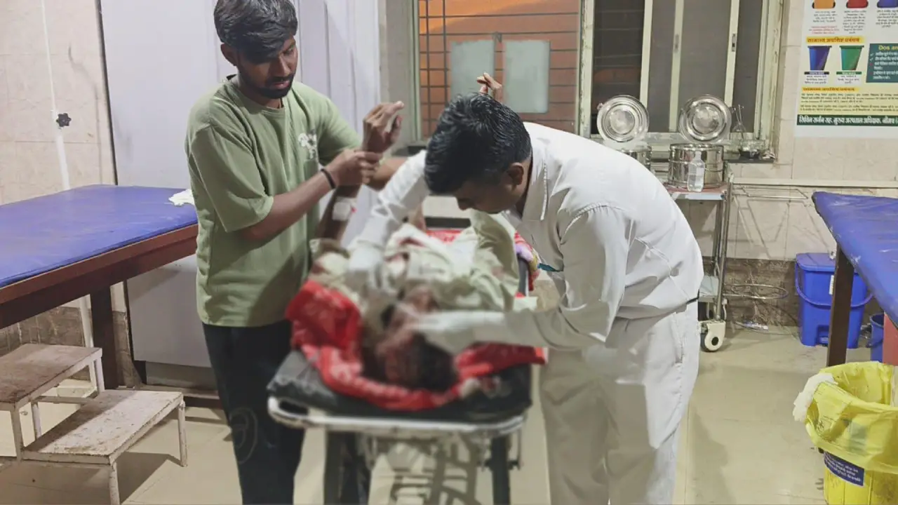 मामूली बात को लेकर खूनी संघर्ष, लाठी ओर तलवार से हमला, एक गंभीर