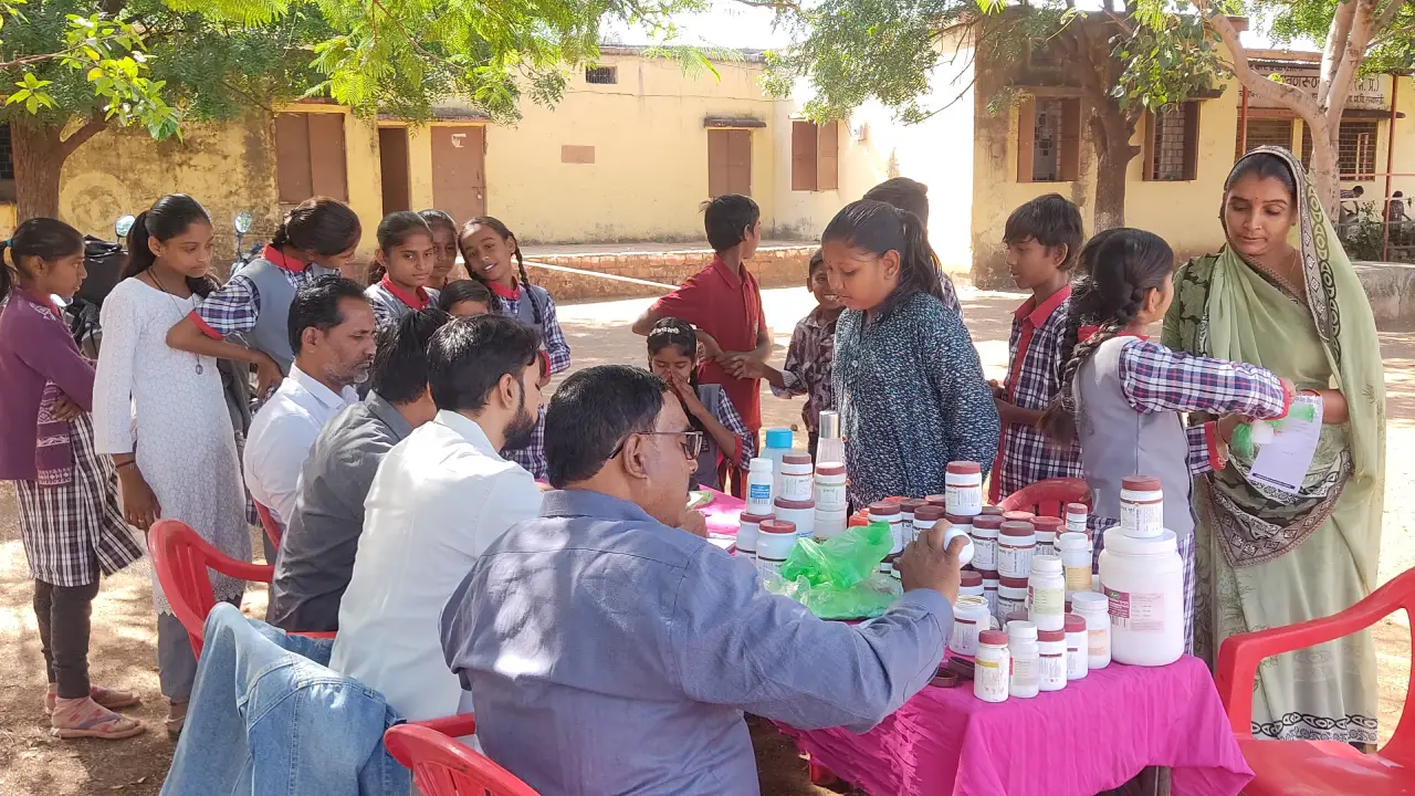 नीमच सिटी में नि:शुल्‍क स्‍वास्‍थ शिविर, 94 ने लिया स्‍वास्‍थ लाभ