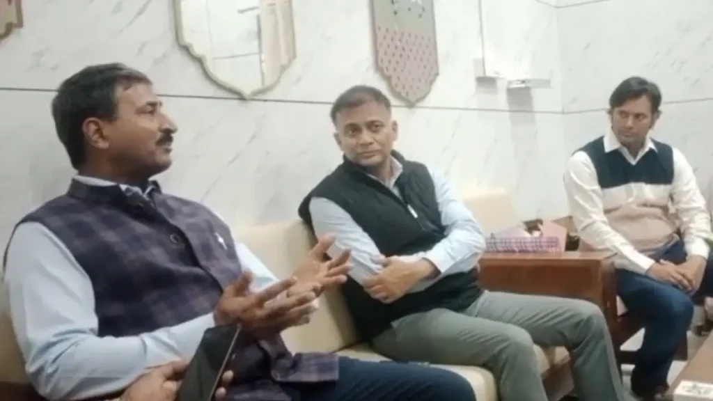 डबल ट्रैक पूर्ण होने पर चित्तौड़गढ़–रतलाम के बीच नई दैनिक रेल सेवा की माँग पर सकारात्मक प्रतिवचन