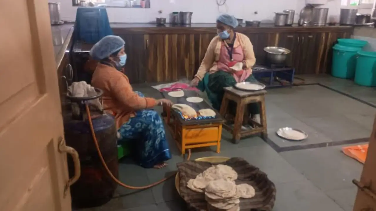 जिला चिकित्सालय मंदसौर में मॉड्यूलर किचन को लेकर गंभीर सवाल