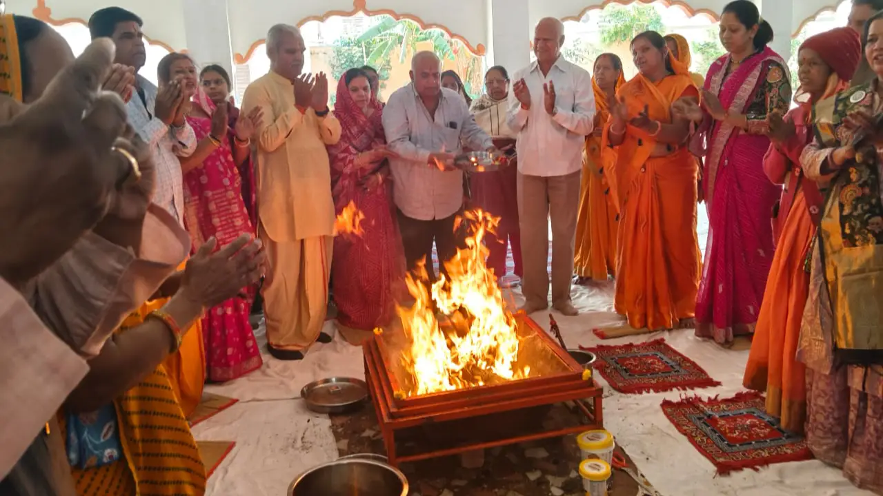 धर्मधाम गीता भवन में गोपाल सहस्त्रनाम हवन और श्रीमद् भगवद् गीता मूलपाठ के साथ मनाया 52वां गीता जयंती महोत्सव